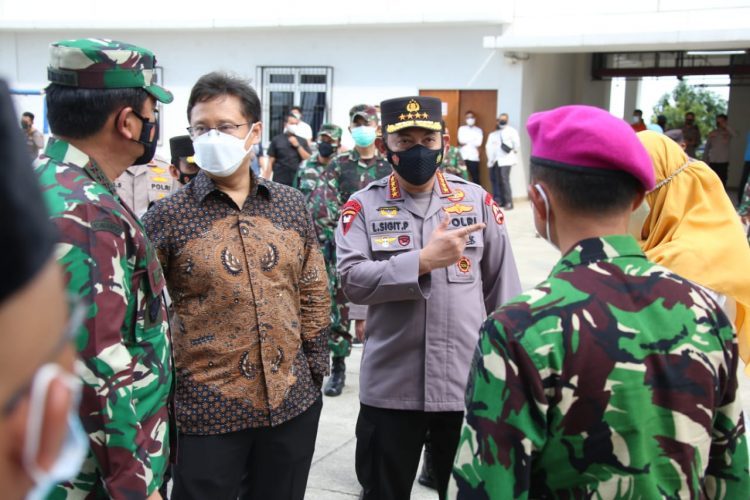 Panglima, Kapolri Dan Menkes Tinjau Rusun Nagrak, Beberapa Posko PPKM Mikro Di Jakarta