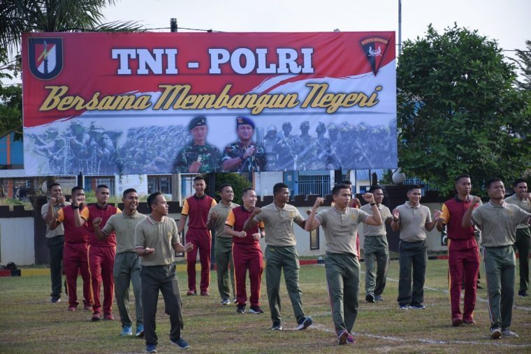 Sat Brimob Polda Kepri Gelar Apel Sinergitas Bersama Batalyon Infantri Raider Khusus 136/TS