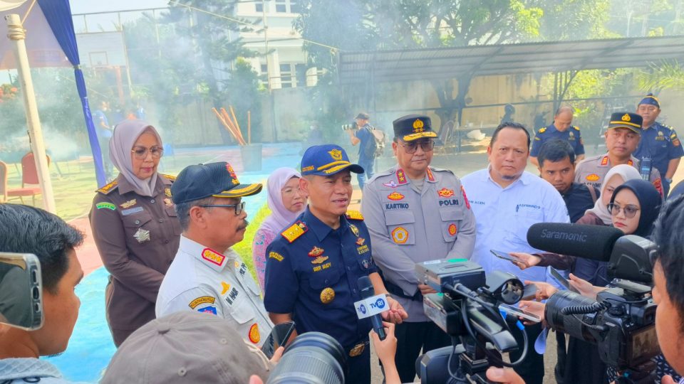 Pemusnahan dilakukan pada Selasa (22/7) dan dihadiri perwakilan sejumlah instansi pemerintah dan aparat penegak hukum.