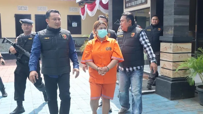 Unit Reskrim Polsek Kubu berhasil mengamankan pelaku di sebuah penginapan di Mengwi, Badung.
