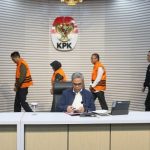 KPK menahan empat orang tersangka dalam perkara dugaan tindak pidana korupsi Jakarta, 17 Juli 2025