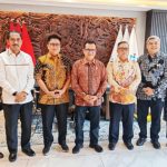 Foto bersama usai pertemuan. (Dokumen Diskominfo Kepri)