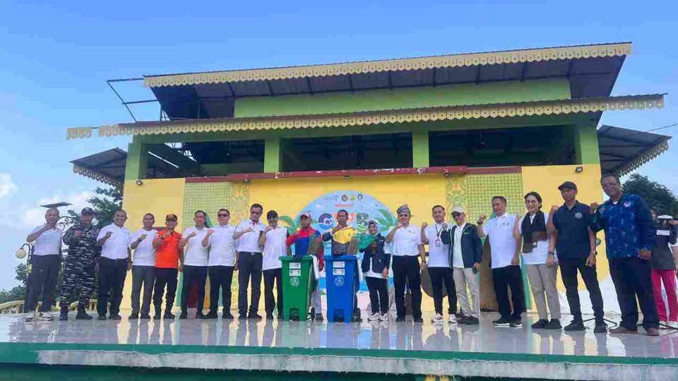 Sekda Kota Tanjungpinang, Zulhidayat, mengapresiasi pelaksanaan GWB di daerahnya dan menekankan pentingnya kebersihan sebagai daya tarik utama destinasi wisata.