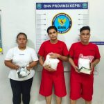 Tim gabungan berhasil menangkap tiga warga negara asing (WNA) asal Malaysia di Bandara Raja Haji Fisabilillah (RHF), Tanjungpinang, saat hendak menaiki pesawat Batik Air tujuan Jakarta.