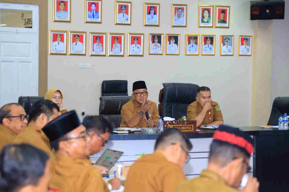 Pemerintah Kota Tanjungpinang menggelar rapat koordinasi perangkat daerah yang dipimpin langsung oleh Wali Kota Lis Darmansyah, didampingi Wakil Wali Kota Raja Ariza.