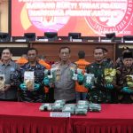 Dalam konferensi pers yang digelar pada Jumat (25/07/2025), Kapolda Kaltara Irjen Pol. Hary Sudwijanto, S.I.K., M.Si., mengumumkan pengungkapan empat kasus narkotika sepanjang bulan Juli 2025.